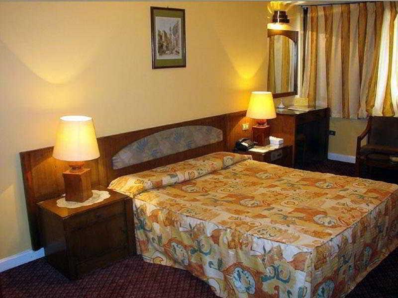Khan 3* Cairo