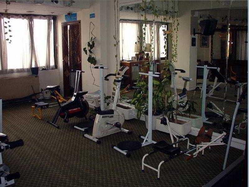 Hotel Khan 3*
